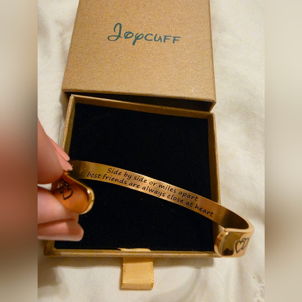 Joycuff Rose Gold Best Friend Bracelet with Heart Design